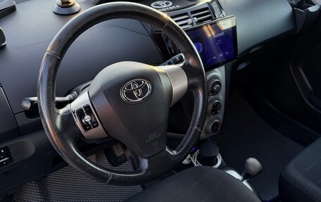 Toyota Yaris III рестайлинг, 2007 год, 610 000 рублей, 8 фотография