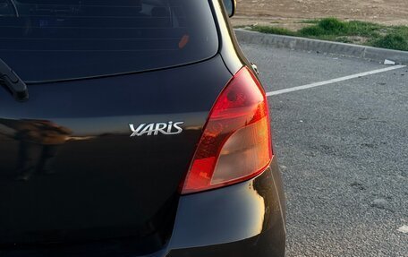 Toyota Yaris III рестайлинг, 2007 год, 610 000 рублей, 11 фотография