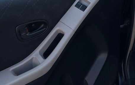 Toyota Yaris III рестайлинг, 2007 год, 610 000 рублей, 12 фотография