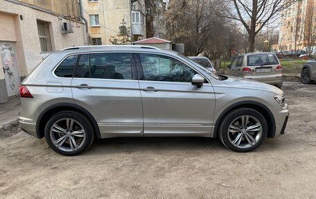 Volkswagen Tiguan II, 2019 год, 4 500 000 рублей, 4 фотография