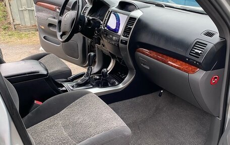 Toyota Land Cruiser Prado 120 рестайлинг, 2006 год, 1 999 999 рублей, 6 фотография