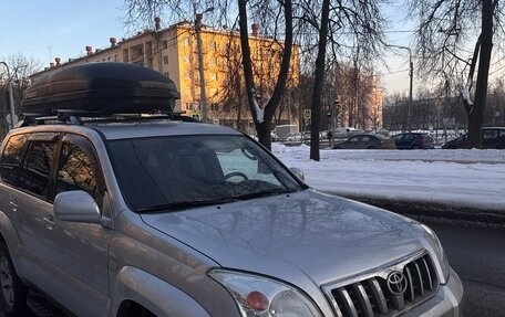 Toyota Land Cruiser Prado 120 рестайлинг, 2006 год, 1 999 999 рублей, 2 фотография