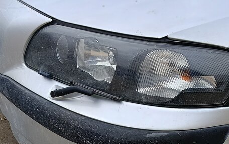 Volvo S60 III, 2003 год, 360 000 рублей, 4 фотография