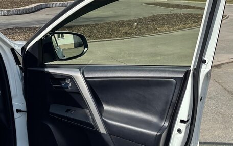 Toyota RAV4, 2013 год, 8 фотография