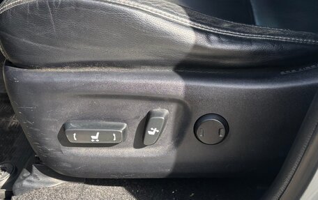 Toyota RAV4, 2013 год, 13 фотография