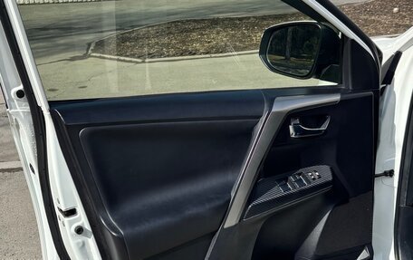 Toyota RAV4, 2013 год, 11 фотография