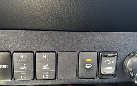 Toyota RAV4, 2013 год, 17 фотография