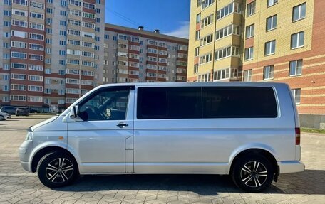 Volkswagen Transporter T5 рестайлинг, 2004 год, 949 000 рублей, 12 фотография