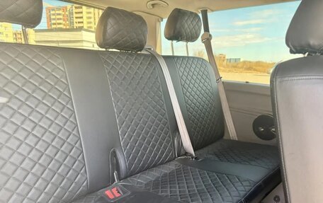 Volkswagen Transporter T5 рестайлинг, 2004 год, 949 000 рублей, 21 фотография