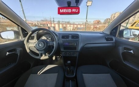 Volkswagen Polo VI (EU Market), 2011 год, 649 000 рублей, 12 фотография