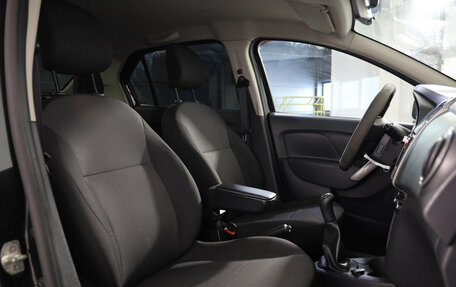 Renault Logan II, 2017 год, 799 000 рублей, 15 фотография