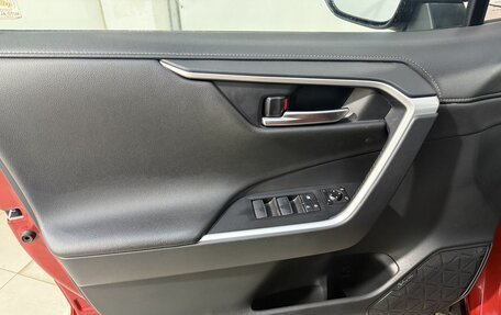 Toyota RAV4, 2021 год, 3 499 800 рублей, 7 фотография