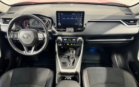 Toyota RAV4, 2021 год, 3 499 800 рублей, 9 фотография