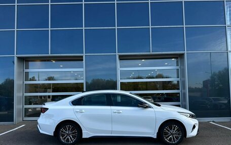 KIA Cerato IV, 2022 год, 2 420 000 рублей, 7 фотография