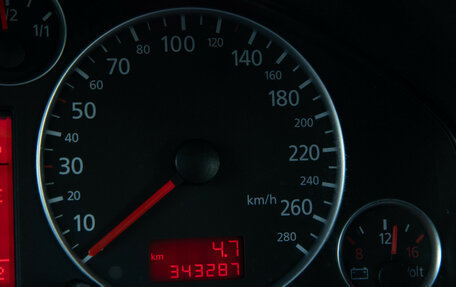 Audi A6 allroad, 2000 год, 598 000 рублей, 9 фотография