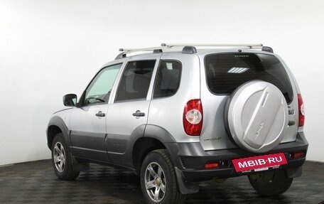 Chevrolet Niva I рестайлинг, 2018 год, 815 000 рублей, 8 фотография