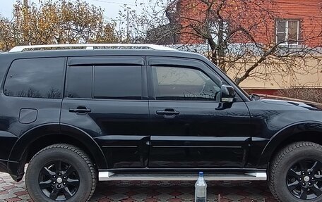 Mitsubishi Pajero IV, 2011 год, 2 480 000 рублей, 5 фотография