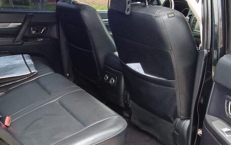 Mitsubishi Pajero IV, 2011 год, 2 480 000 рублей, 20 фотография