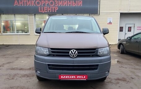 Volkswagen Caravelle T5, 2012 год, 1 795 000 рублей, 3 фотография