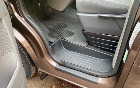 Volkswagen Caravelle T5, 2012 год, 1 795 000 рублей, 22 фотография