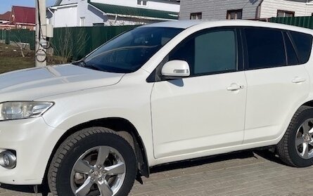 Toyota RAV4, 2010 год, 2 000 000 рублей, 3 фотография