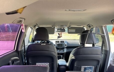 Toyota RAV4, 2010 год, 2 000 000 рублей, 5 фотография