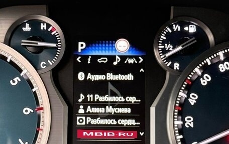 Toyota Land Cruiser Prado 150 рестайлинг 2, 2022 год, 7 500 000 рублей, 5 фотография