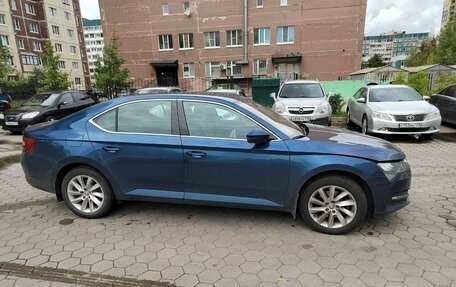 Skoda Superb III рестайлинг, 2021 год, 2 900 000 рублей, 10 фотография