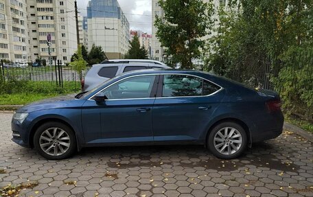 Skoda Superb III рестайлинг, 2021 год, 2 900 000 рублей, 20 фотография