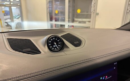 Porsche Cayenne III, 2026 год, 18 970 000 рублей, 16 фотография