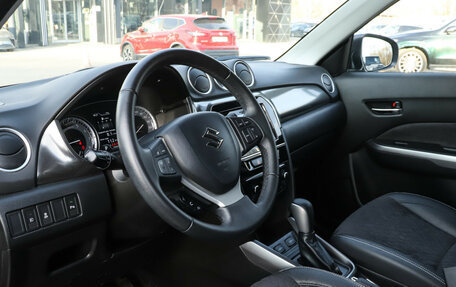 Suzuki Vitara II рестайлинг, 2019 год, 1 990 000 рублей, 13 фотография
