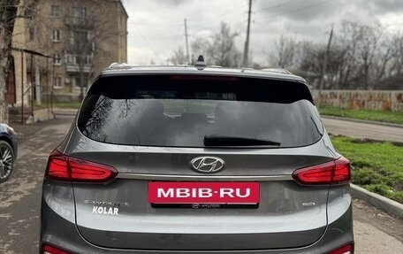 Hyundai Santa Fe IV, 2018 год, 2 390 000 рублей, 6 фотография