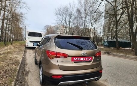 Hyundai Santa Fe III рестайлинг, 2013 год, 1 580 000 рублей, 2 фотография