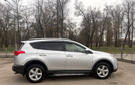 Toyota RAV4, 2014 год, 1 850 000 рублей, 8 фотография