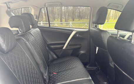 Toyota RAV4, 2014 год, 1 850 000 рублей, 19 фотография