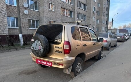 Chevrolet Niva I рестайлинг, 2004 год, 290 000 рублей, 3 фотография