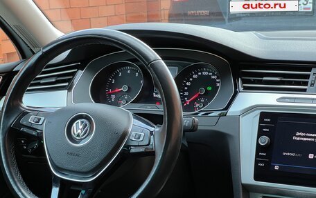 Volkswagen Passat B8 рестайлинг, 2018 год, 2 200 000 рублей, 27 фотография