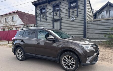 Toyota RAV4, 2018 год, 2 750 000 рублей, 7 фотография