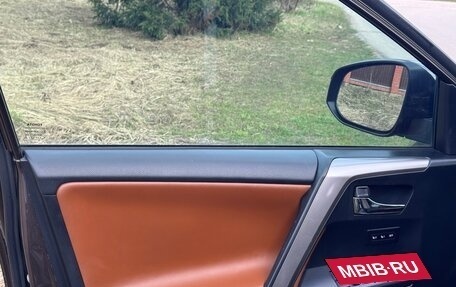 Toyota RAV4, 2018 год, 2 750 000 рублей, 12 фотография