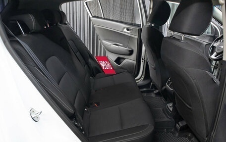 KIA Sportage IV рестайлинг, 2018 год, 2 098 000 рублей, 12 фотография