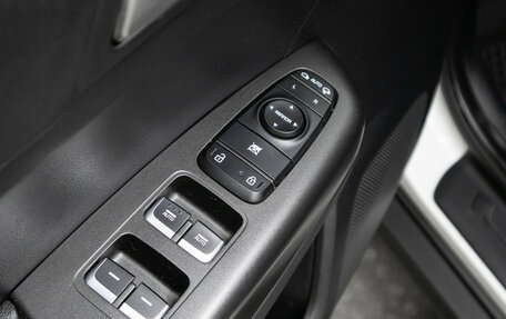 KIA Sportage IV рестайлинг, 2018 год, 2 098 000 рублей, 22 фотография