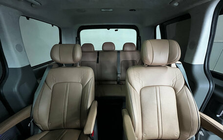 Hyundai Staria, 2023 год, 6 090 000 рублей, 9 фотография