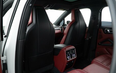 Porsche Cayenne III, 2021 год, 9 969 999 рублей, 11 фотография