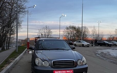 Hyundai Sonata IV рестайлинг, 2004 год, 550 000 рублей, 1 фотография