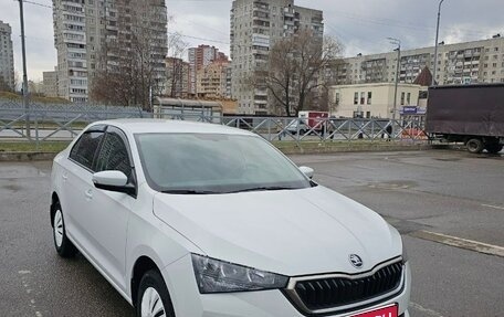 Skoda Rapid II, 2021 год, 1 950 000 рублей, 1 фотография