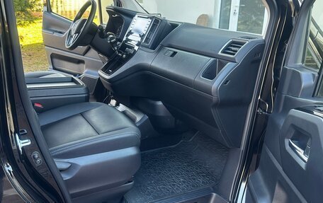 Toyota HiAce H300, 2021 год, 8 350 000 рублей, 8 фотография