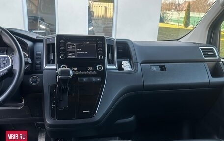 Toyota HiAce H300, 2021 год, 8 350 000 рублей, 9 фотография