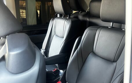 Toyota HiAce H300, 2021 год, 8 350 000 рублей, 12 фотография