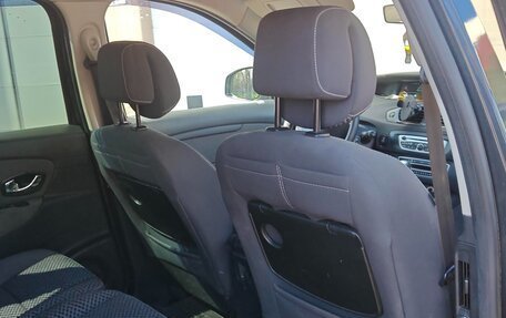 Renault Scenic III, 2011 год, 700 000 рублей, 2 фотография