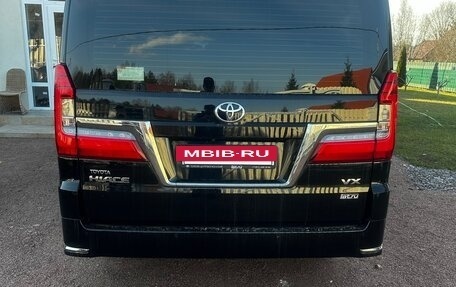 Toyota HiAce H300, 2021 год, 8 350 000 рублей, 6 фотография